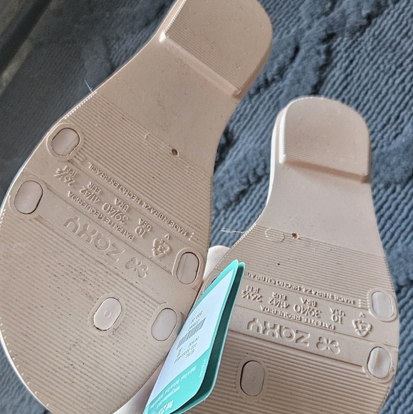 Women's Pink Slide Sandals Size 10 - Picture 2 of 3